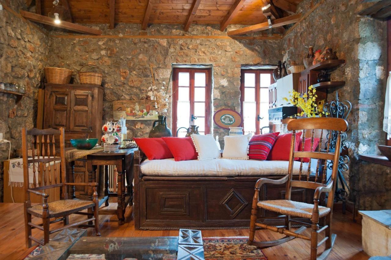 Mariolata Stone House Villa Lilaia ภายนอก รูปภาพ