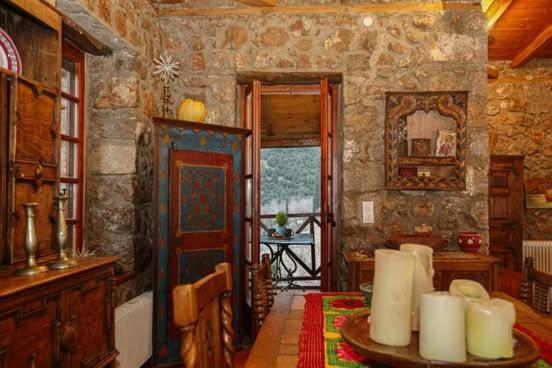 Mariolata Stone House Villa Lilaia ภายนอก รูปภาพ