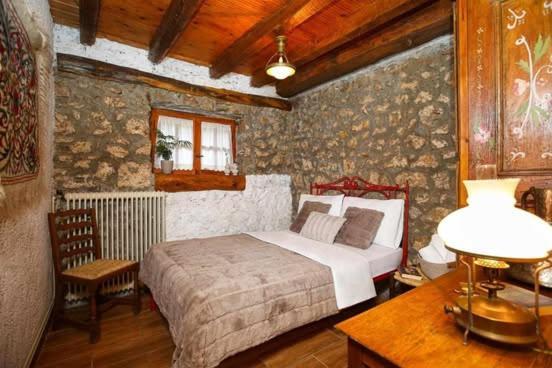 Mariolata Stone House Villa Lilaia ภายนอก รูปภาพ